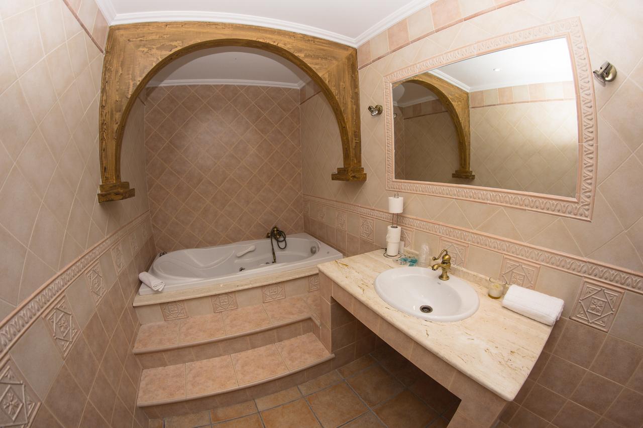 Apartamento Los Arcos Álora Exterior foto